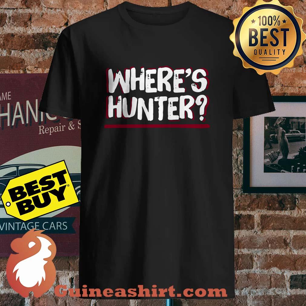 Where's hunter? Underlined in red shirt