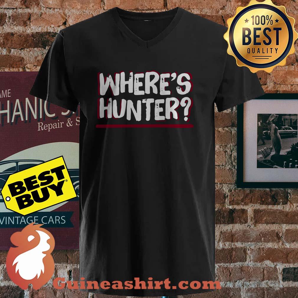 Where's hunter? Underlined in red v neck