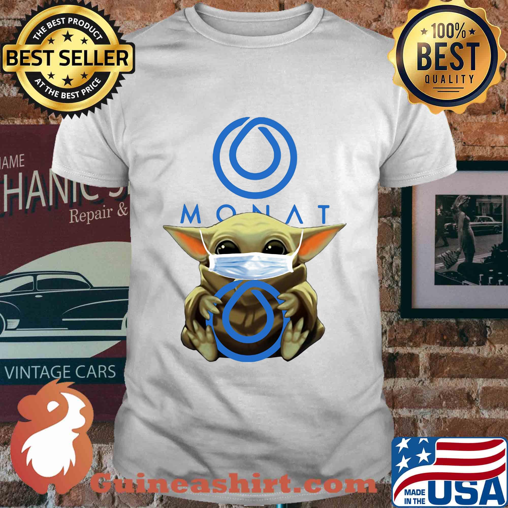 Baby yoda hug monat global covid-19 shirt