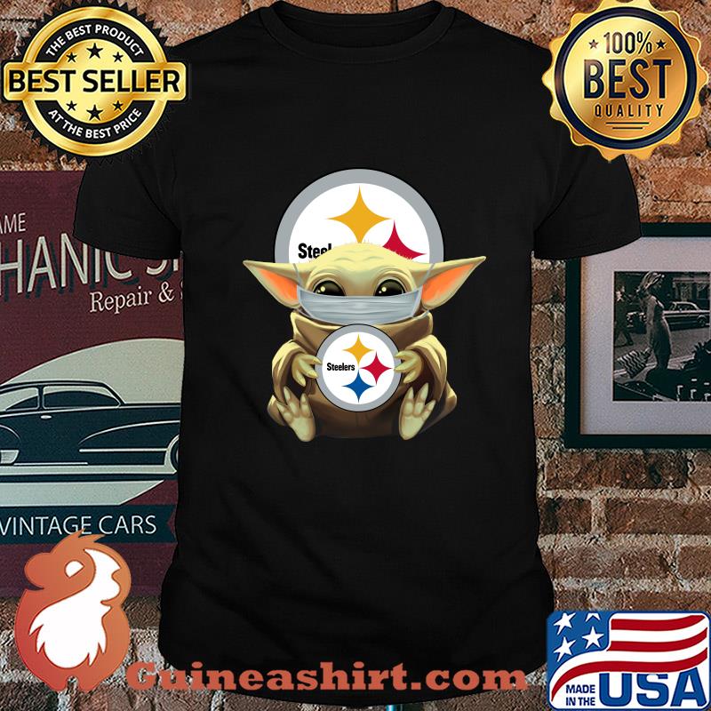 Baby Yoda mask hug Steelers shirt