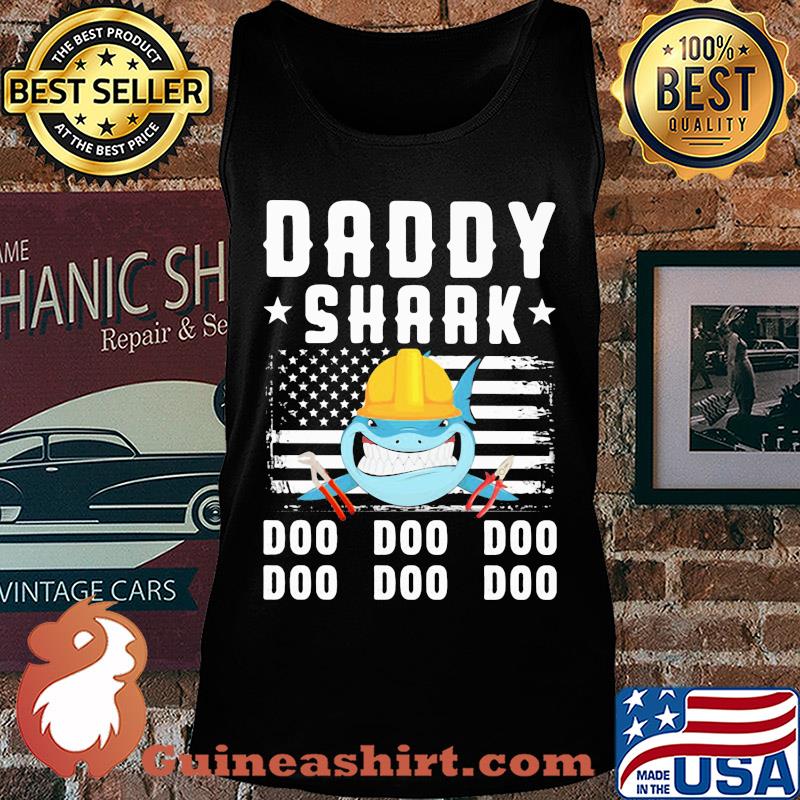 Daddy shark doo doo doo Lineman American flag veteran Independence Day s Tank top