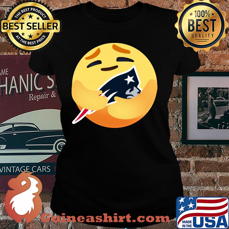 Love the new england patriots love hug facebook care emoji nfl s Ladies tee