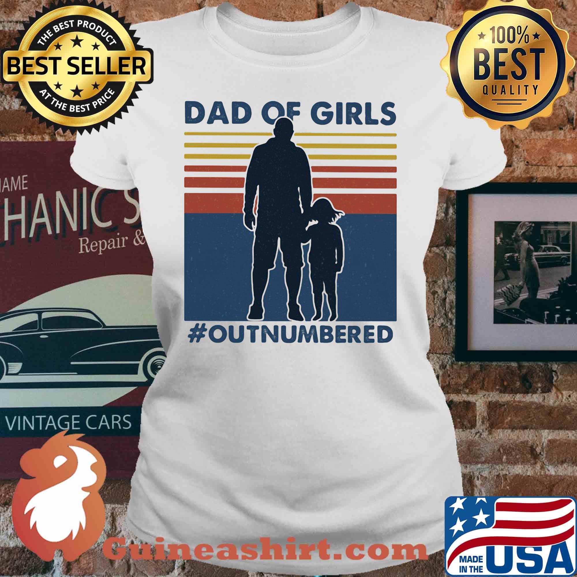 Dad of girls out numbered happy father's day vintage s V-neck