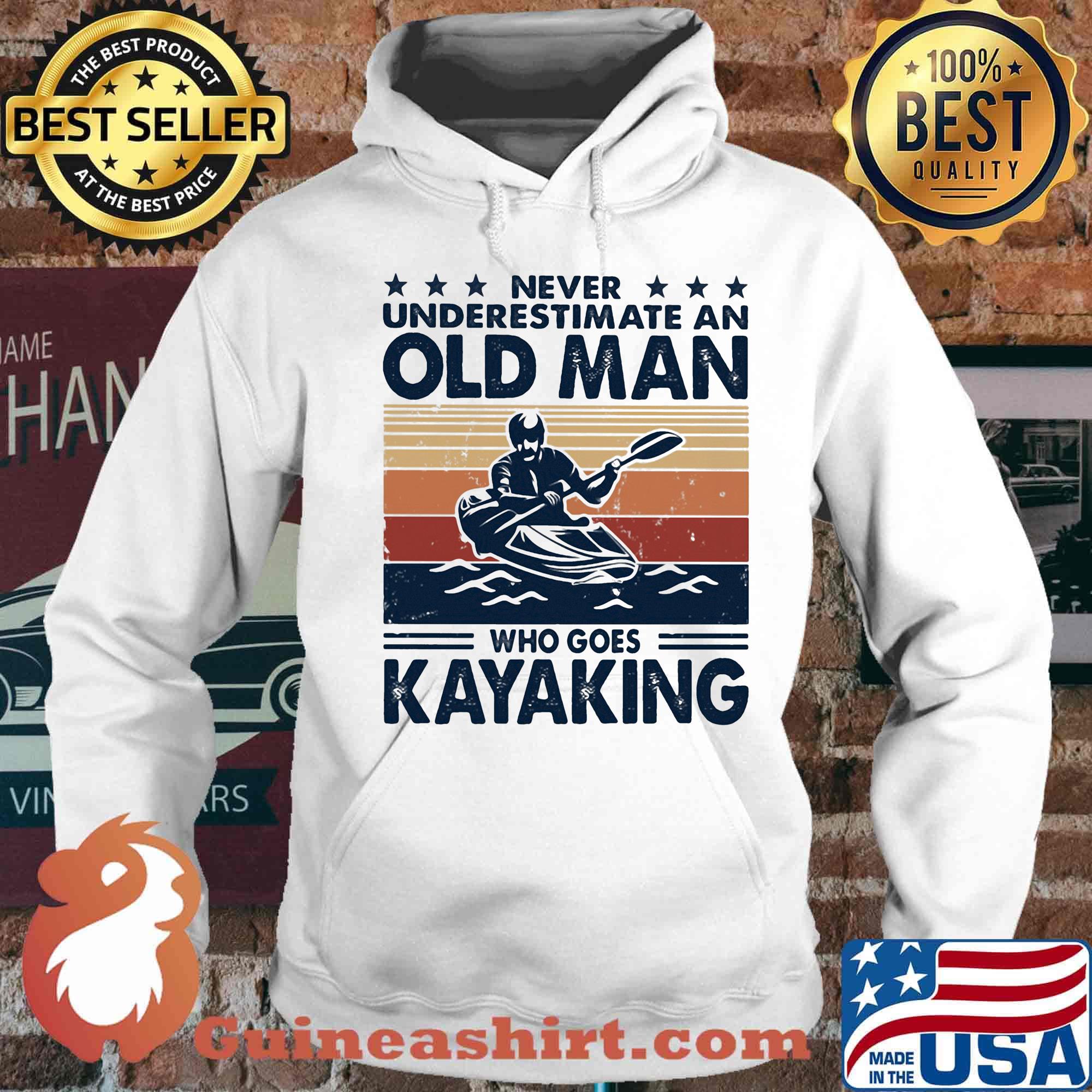 Never underestimate an old man who goes kayaking vintage retro stars s Hoodie