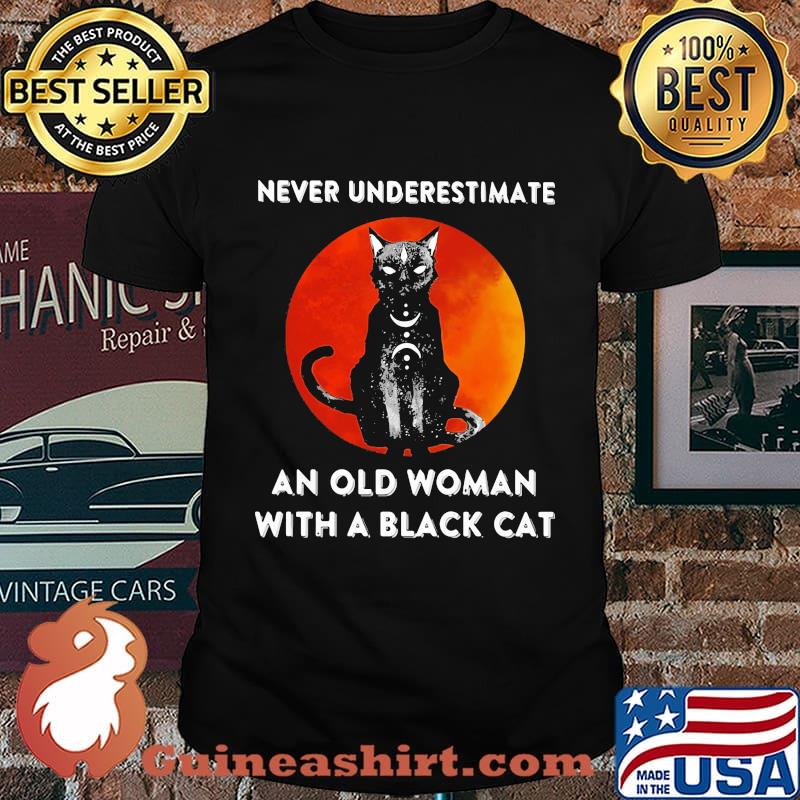 Never underestimate an old woman with a black cat sunset shirt