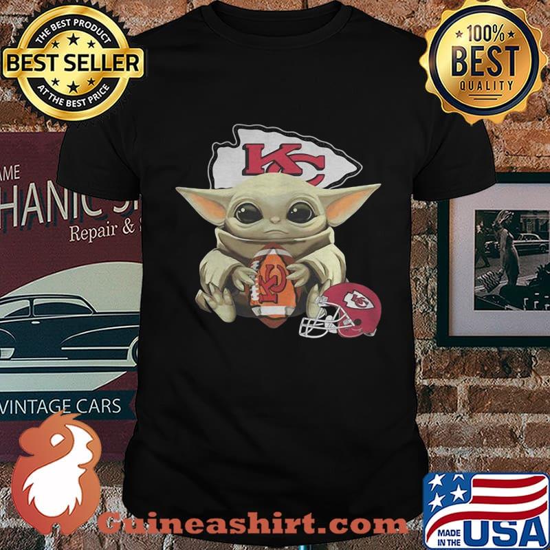 Star wars baby yoda hug kansas city chiefs football shirt