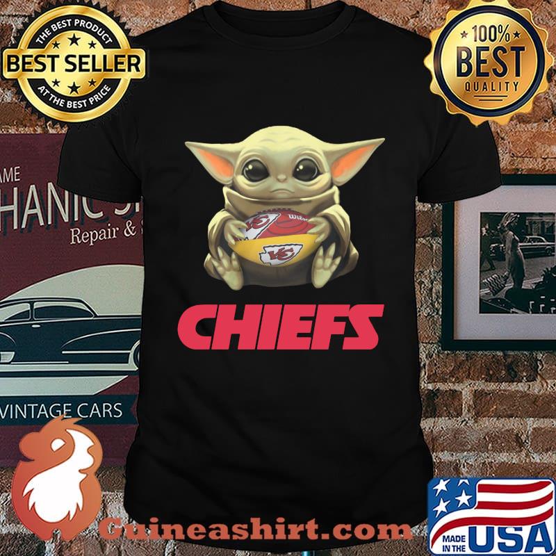 Baby yoda hug kansas city chiefs football shirt