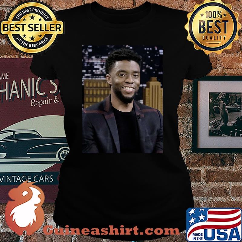 Black panther chadwick Boseman picture 2020 s Laides tee