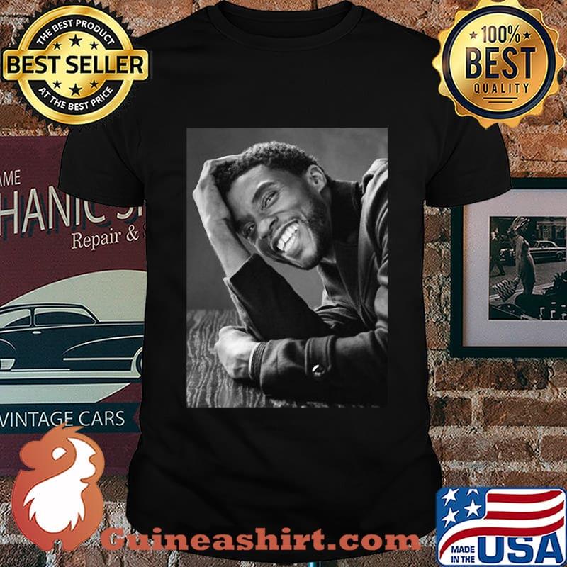 Black panther chadwick Boseman smiling picture shirt