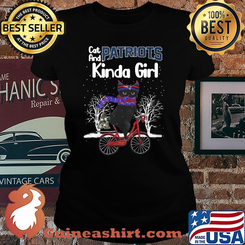 Cat and new england patriots kinda girl christmas s Laides tee