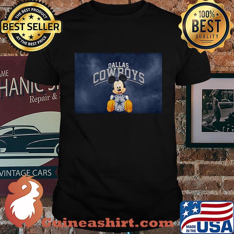 Mickey mouse hug dallas cowboys shirt
