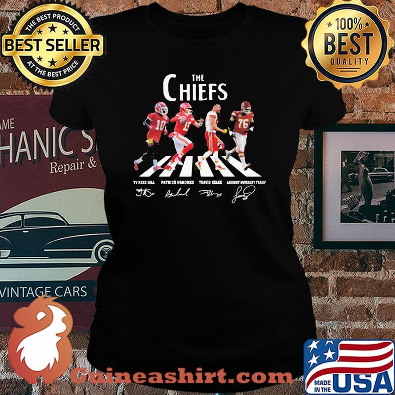 The kansas city chiefs crossing the line signatures s Laides tee