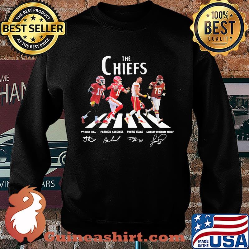 The kansas city chiefs crossing the line signatures s Sweater