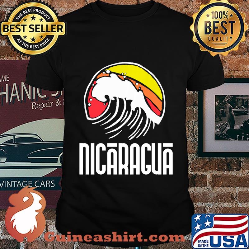 Nicaragua Vintage 80s Retro Surfing Beach Wave Graphic Pullover shirt