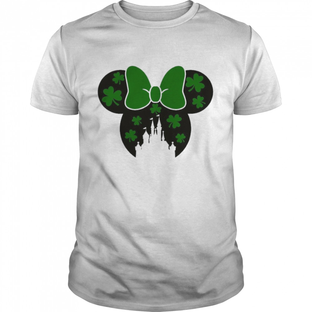 Minnie clover castle Classic Mens T-shirt