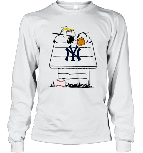 Snoopy Baseball New York Yankees Pullover T-Shirt Classic Mens T-shirt - Image 4