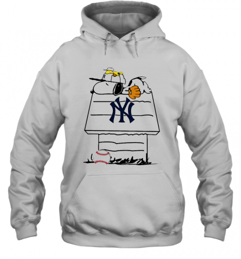 Snoopy Baseball New York Yankees Pullover T-Shirt Classic Mens T-shirt - Image 6