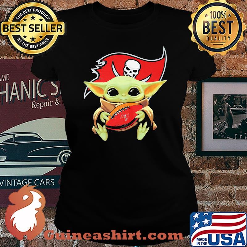 Baby Yoda Prehensile Ball Of Tampa Bay Buccaneers Shirt Laides tee