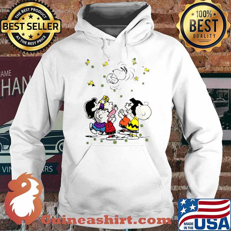 The Snoopy Woodstock And Friends Playing In Vacation 2021 Hoodie