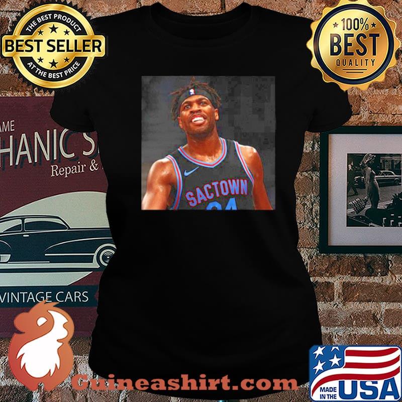 Kings Buddy Hield 1000 game no 1 world Laides tee