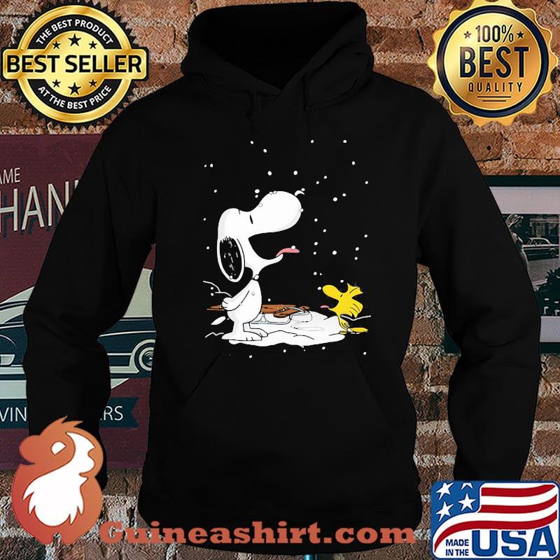 Snoopy Vs Woodstock Playing With Snow Shirt Hoodie