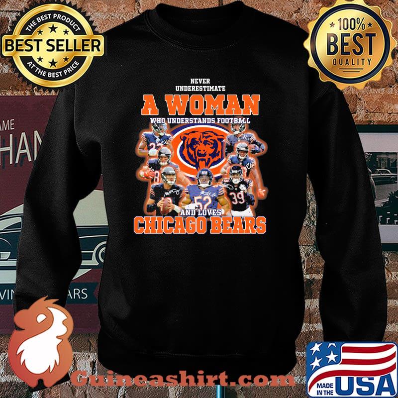 Never Underestimate An Old Man Who Understands Football Chicago Bears Signature Shirt Sweater