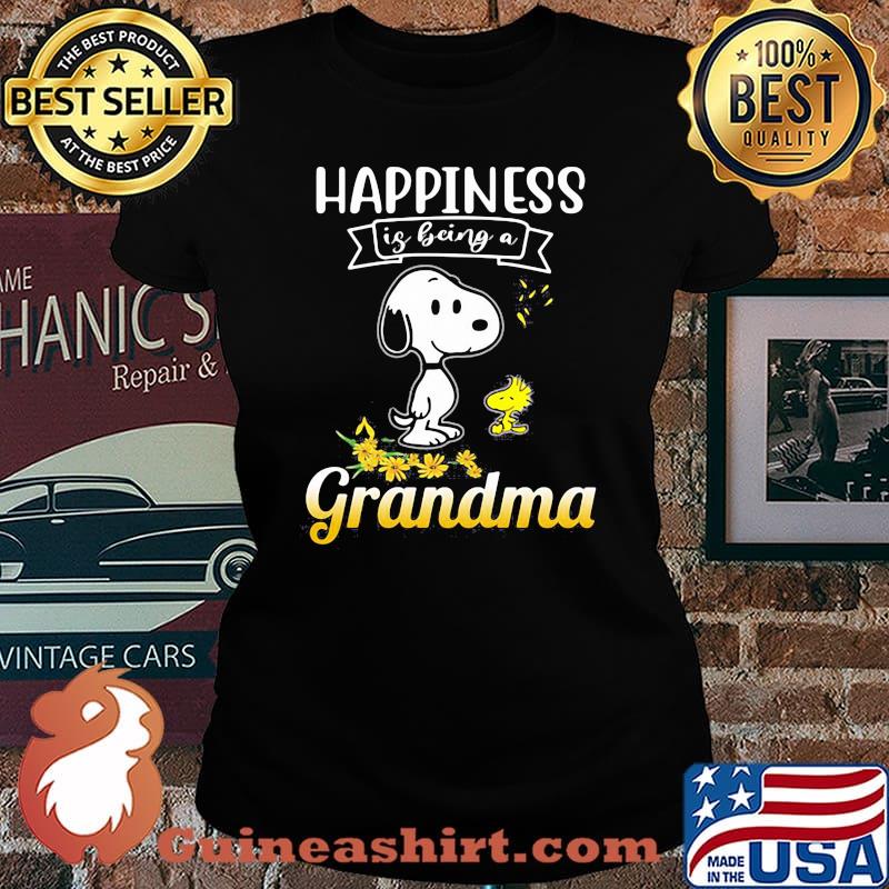 Happiness is being a grandma snoopy flower Laides tee