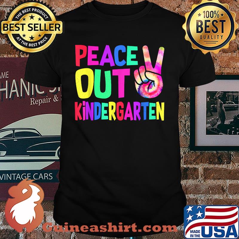 Peace Out Kindergarten Funny Kindergarten Graduation T-Shirt