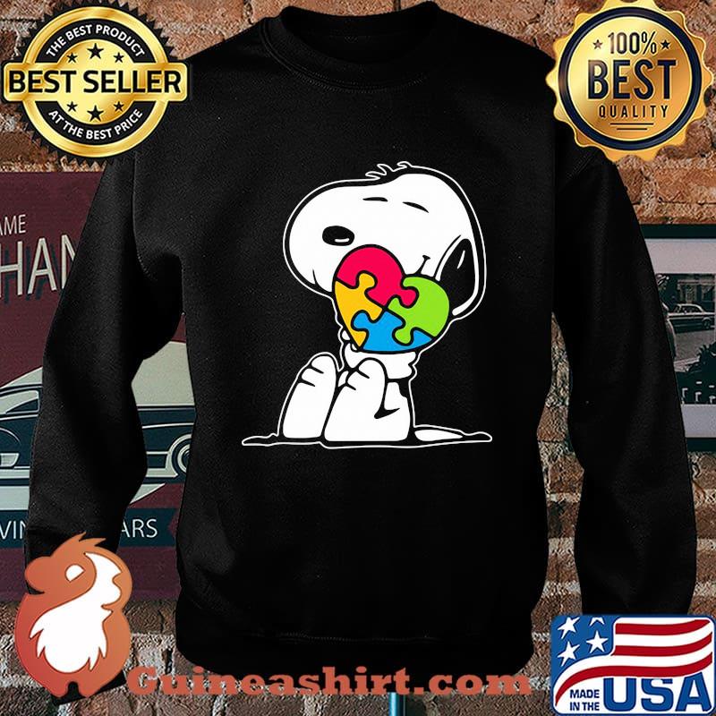 Snoopy hug heart austism awareness Sweater