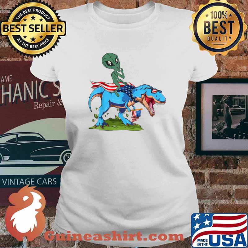 Alien riding Dinosaur USA Flag 4th of July America T-Shirt Ladies tee