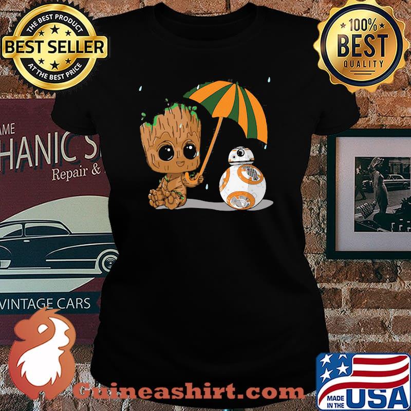 Groot holding umbrella egg Laides tee