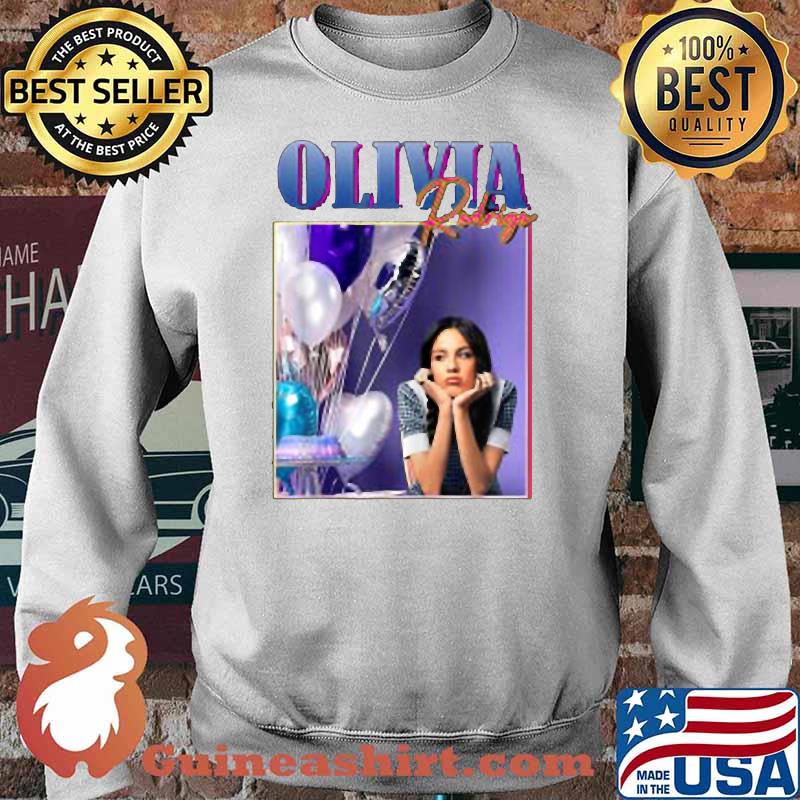 Retro oli.via and rod.rigo merch T-Shirt Sweater