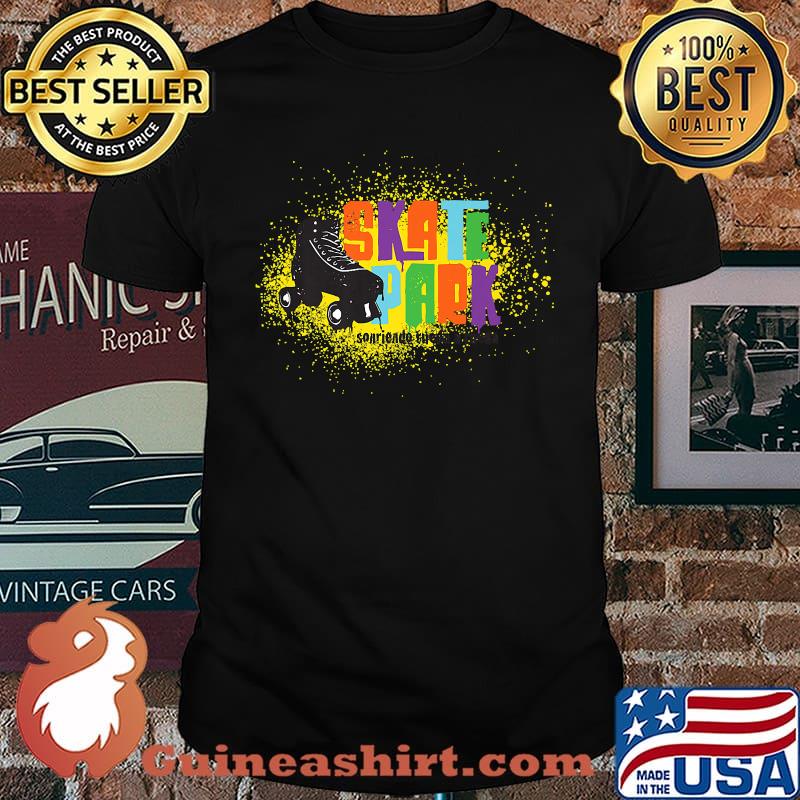Skate Park Sonriendo Rueda A Rueda T-Shirt