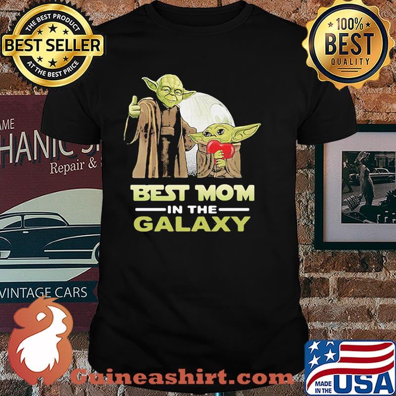 Best mom in the galaxy yoda star wars shirt