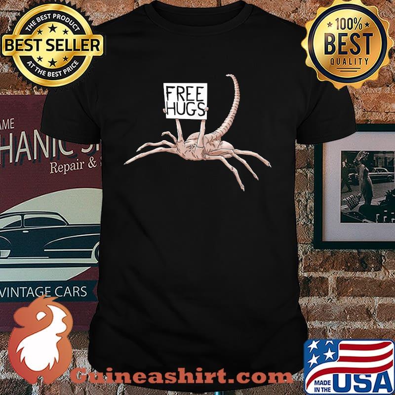 Free Hugs Funny Facehugger Aliens T-Shirt