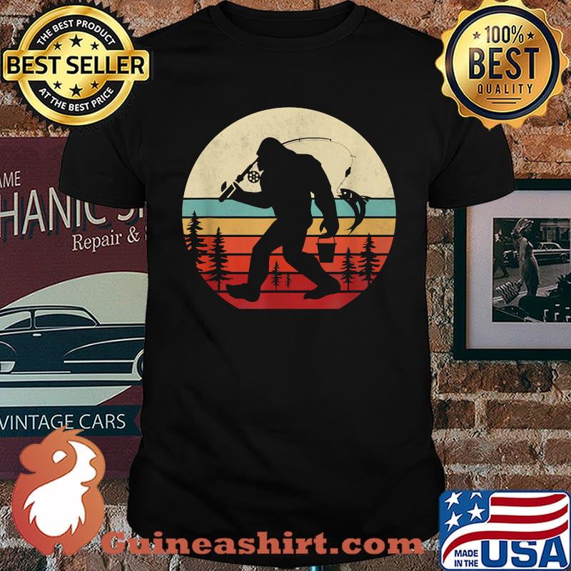 Bigfoot Fishing Sasquatch Fishermen Vintage T-Shirt