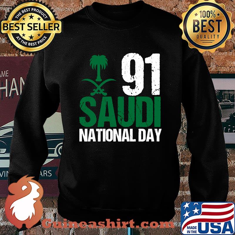 Happy Saudi Arabia Tree Swords National Day 91 T-Shirt Sweater