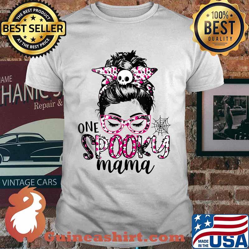 One Spooky Mama October Wear Pink Halloween Pattern T-Shirt