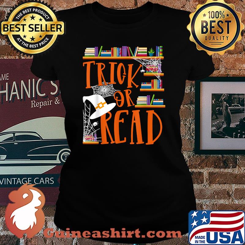 Trick or Read Library Event Halloween Book Librarian T-Shirt Laides tee