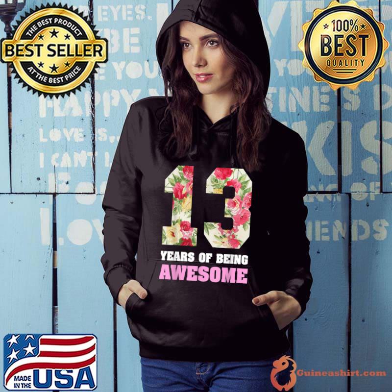13 Year Old Girl Shirt For 13th Birthday Gift Born In 2009 T-Shirt