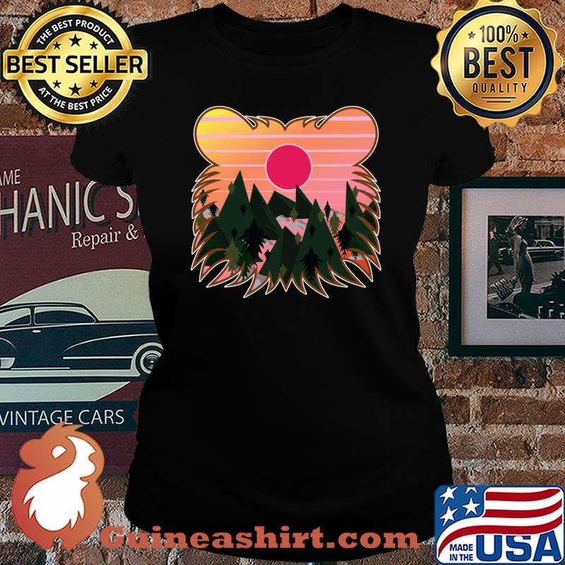 Bear Grizzly Mountain View T-Shirt Laides tee