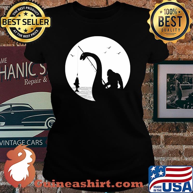 Bigfoot Fishing Loch Ness Monster Sasquatch Fishing T-Shirt Laides tee