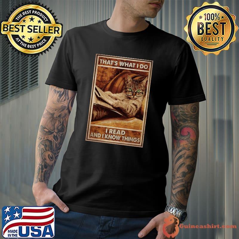 Cat Read Know Things Classic T-Shirt