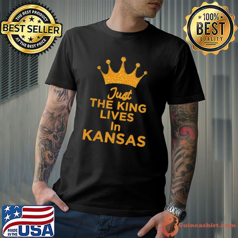 Just The King Lives In Kansas Essential T-Shirt