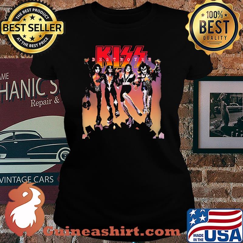 Kiss destroy Rock Band s Laides tee