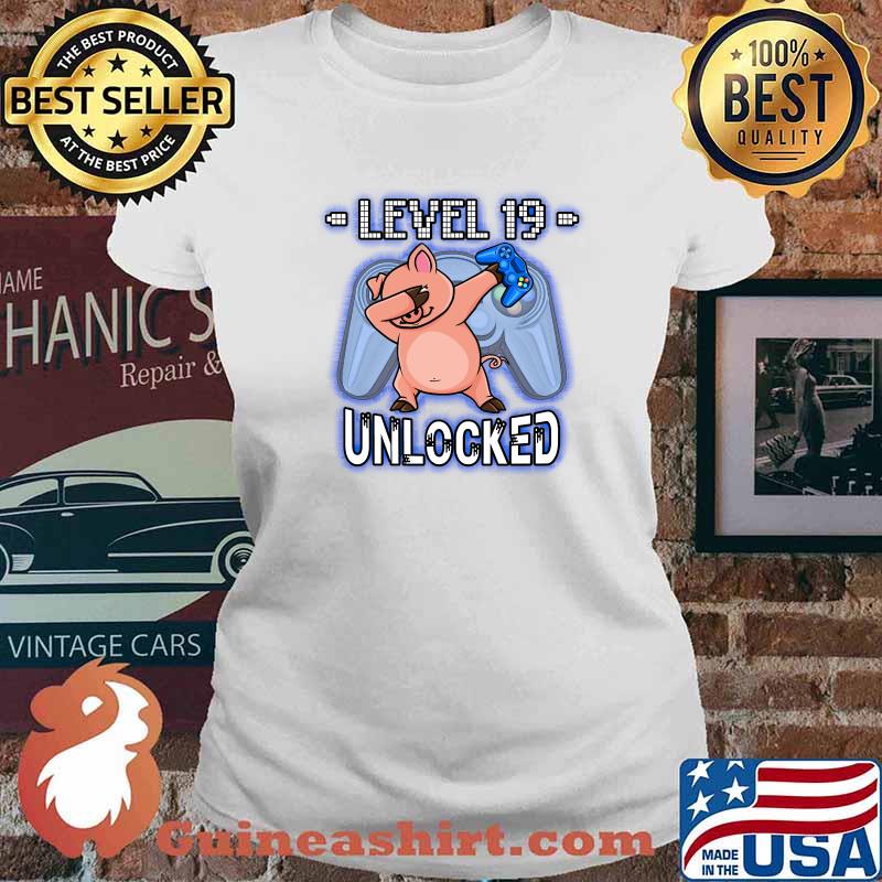 Level 19 Unlocked - Funny Dabbing Pig Gamer 19th Birthday T-Shirt Ladies tee