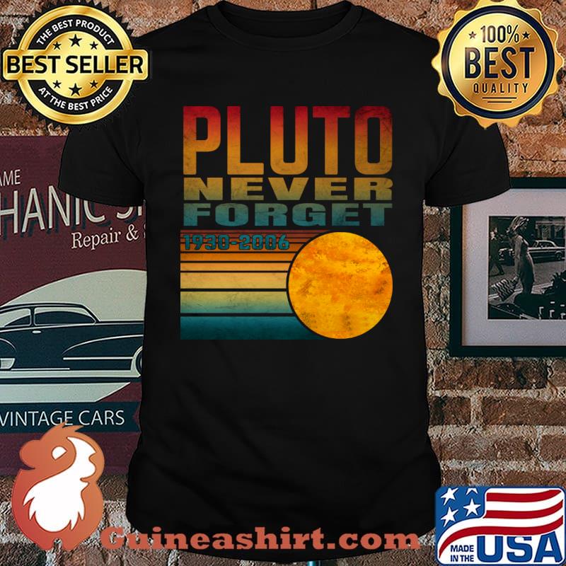 Pluto Never Forget 1930 2006 vintage T-Shirt