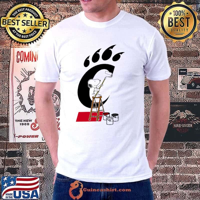 Snoopy Paints The Cincinnati Bearcats Shirt