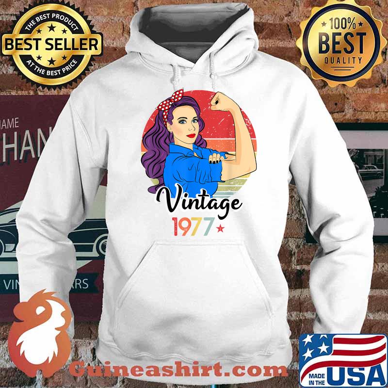 Vintage 1977 Female Strong Woman 44 Years Old 44th Birthday T-Shirt Hoodie