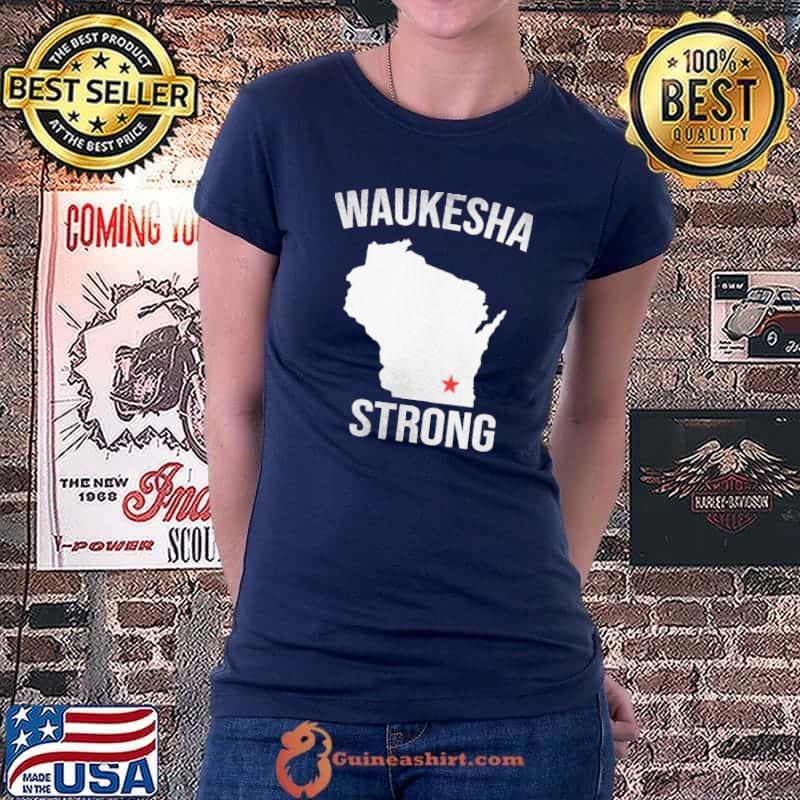 Best Waukesha Strong Christmas Parade Wisconsin Unisex T-Shirt Ladiestee